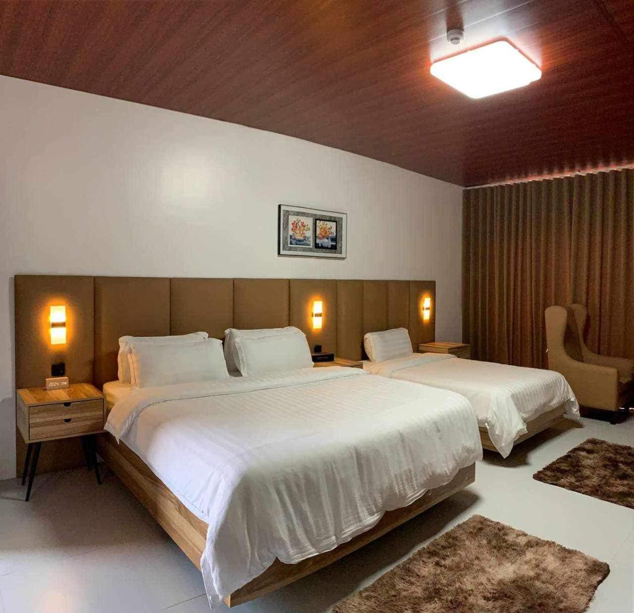 Q Beach Resort Cabangan Habitación foto