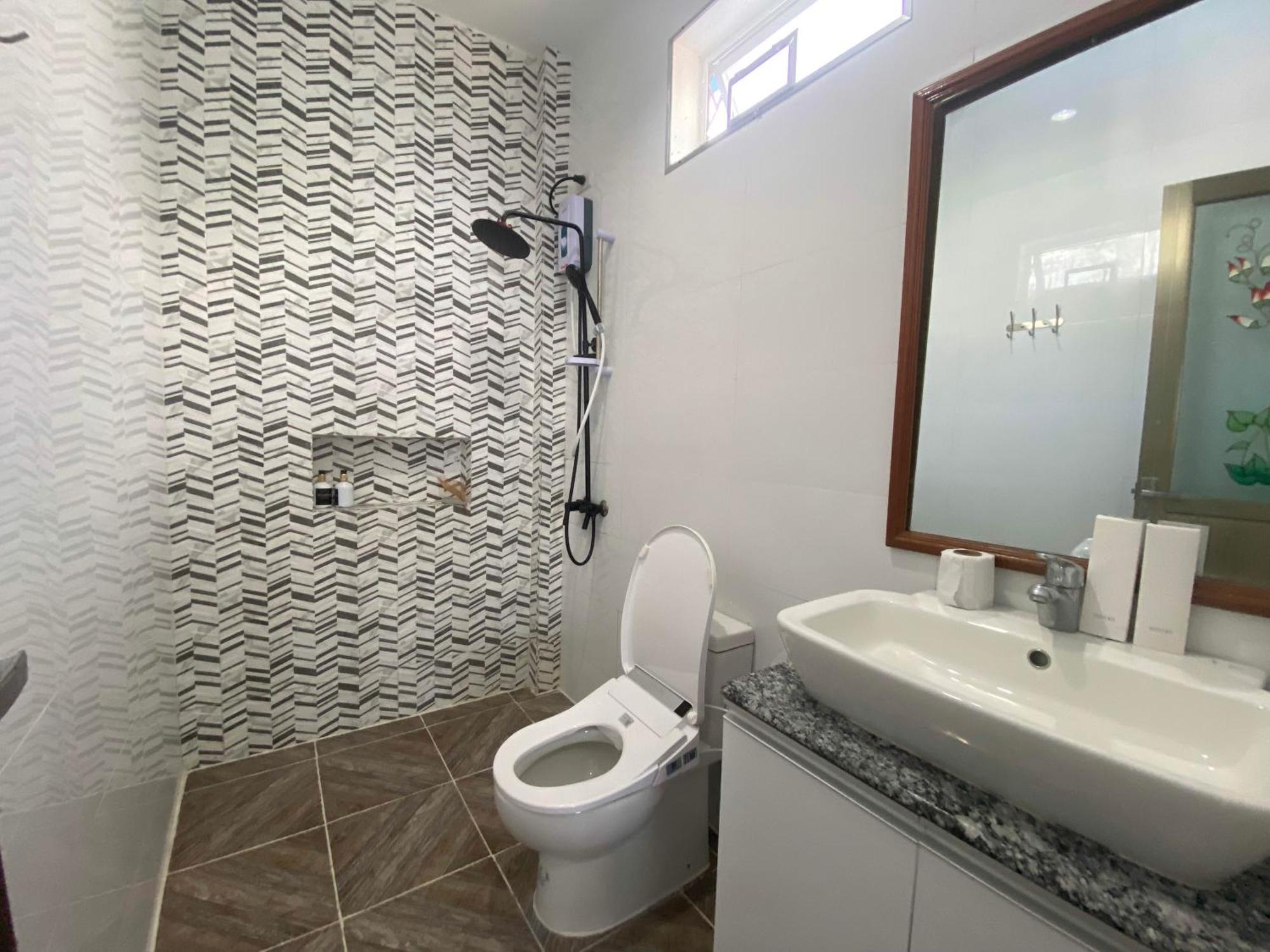 Q Beach Resort Cabangan Habitación foto
